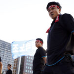 Des membres du KMWU issus de différentes entreprises font appel aux modes d’expression culturelle des travailleurs lors du rassemblement en faveur des trois réformes législatives. Photo : SHIN, Dong-Jun