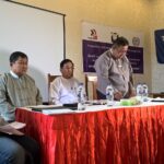 Left to right: Annie Adviento, IndustriALL SE Asia Regional Secretary; Maung Maung, President, CTUM; Htin Aung, Deputy Minister of Labour, Employment and Social Security; Than Htaik, Sagaing Minister for Forestry and Mining; and Christopher Land-Kazlausks,  Chief Technical Advisor, ILO Myanmar